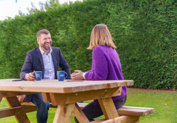 espace coworking avec une terrasse a nantes